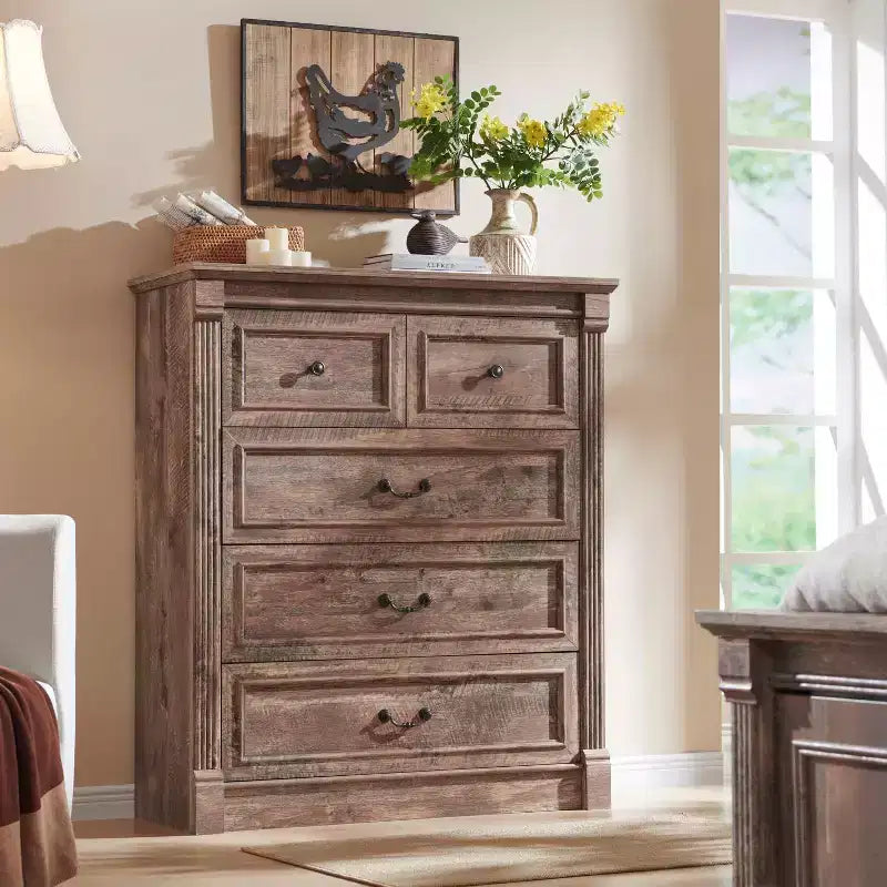 Commode de ferme de 46" avec 5 tiroirs, rangement rustique en bois avec colonne romaine pour chambre à coucher