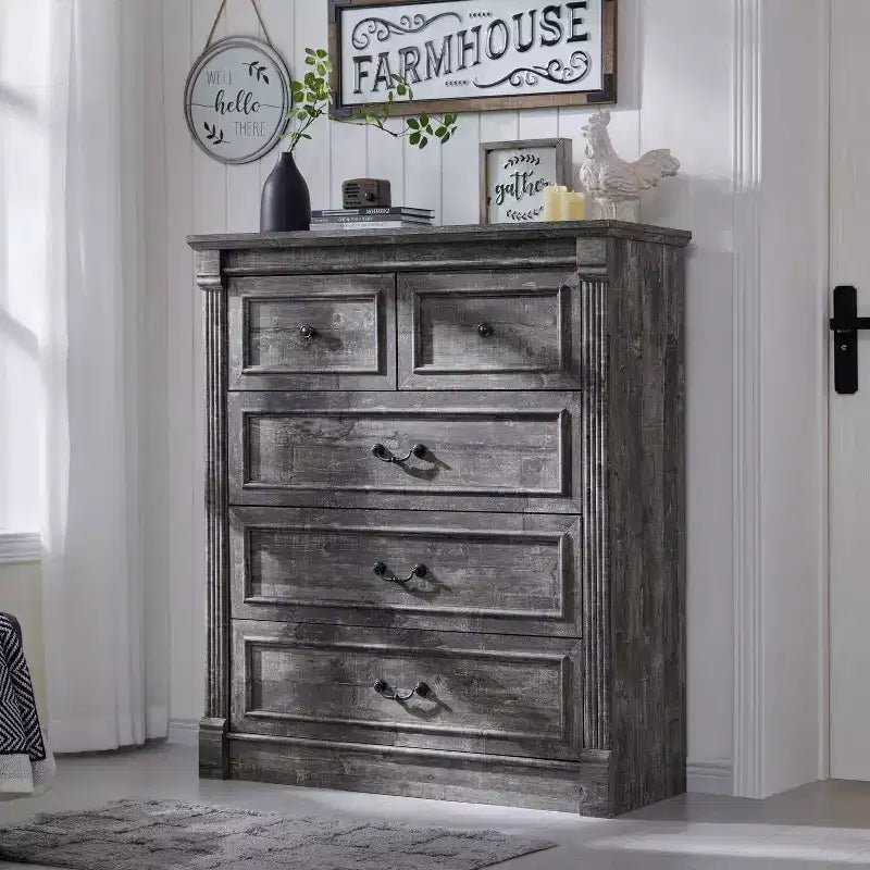 Commode de ferme de 46" avec 5 tiroirs, rangement rustique en bois avec colonne romaine pour chambre à coucher